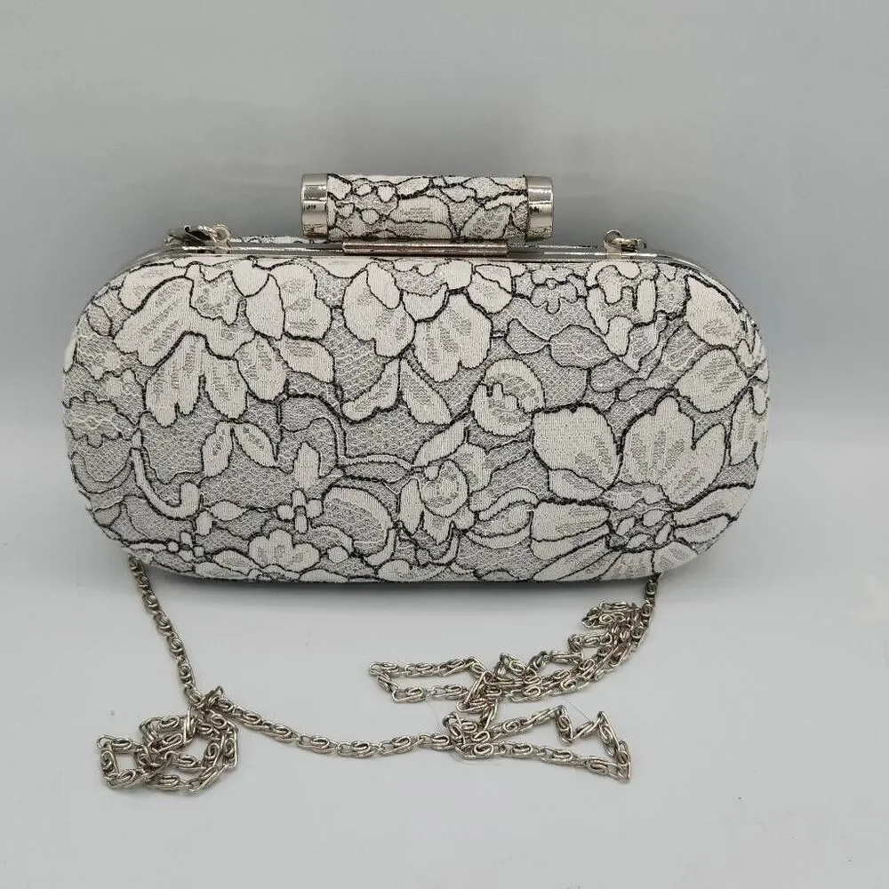 ELegant silver floral lace evening clutch